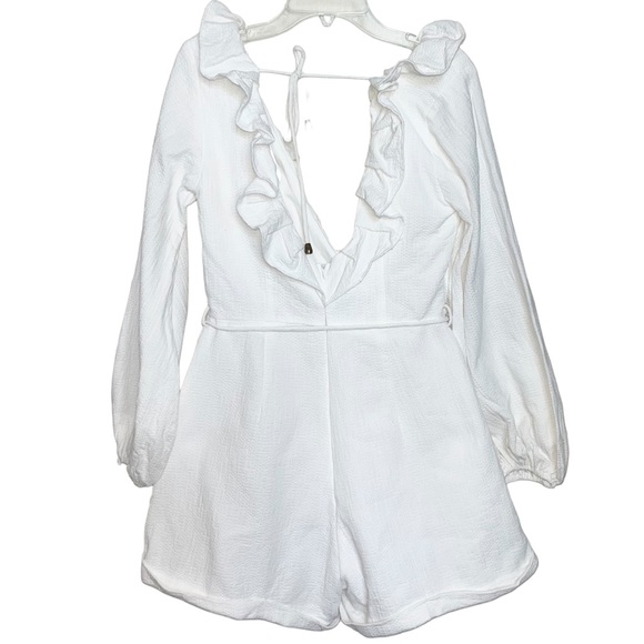 Saints Secrets White Romper Long Sleeve Boho Ruffle Surplice V Neck Size Small - Picture 2 of 11